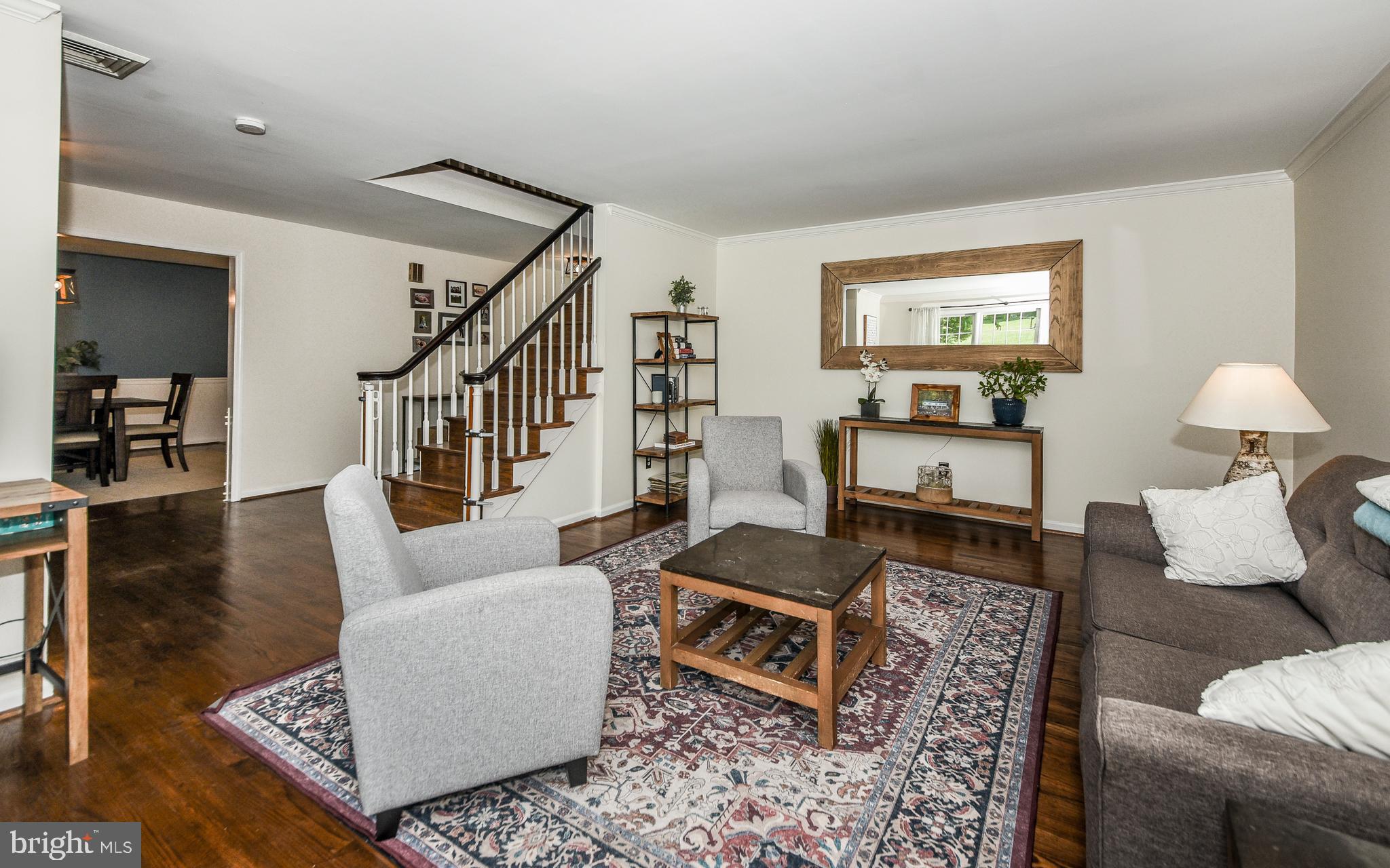 5 Arrowhead Trail Media, PA 19063 - Photo 7 of 42 Living Room