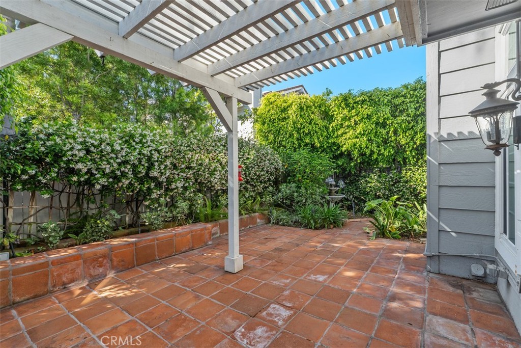 13595 Banyon Road Tustin, CA 92782 - Photo 38 of 48
