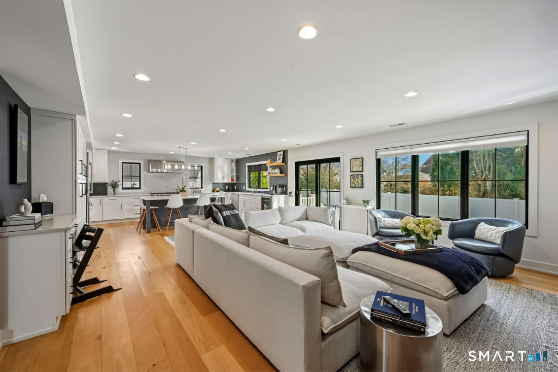 187 Catherine Terrace Fairfield, CT 06824 - Photo 9 of 40