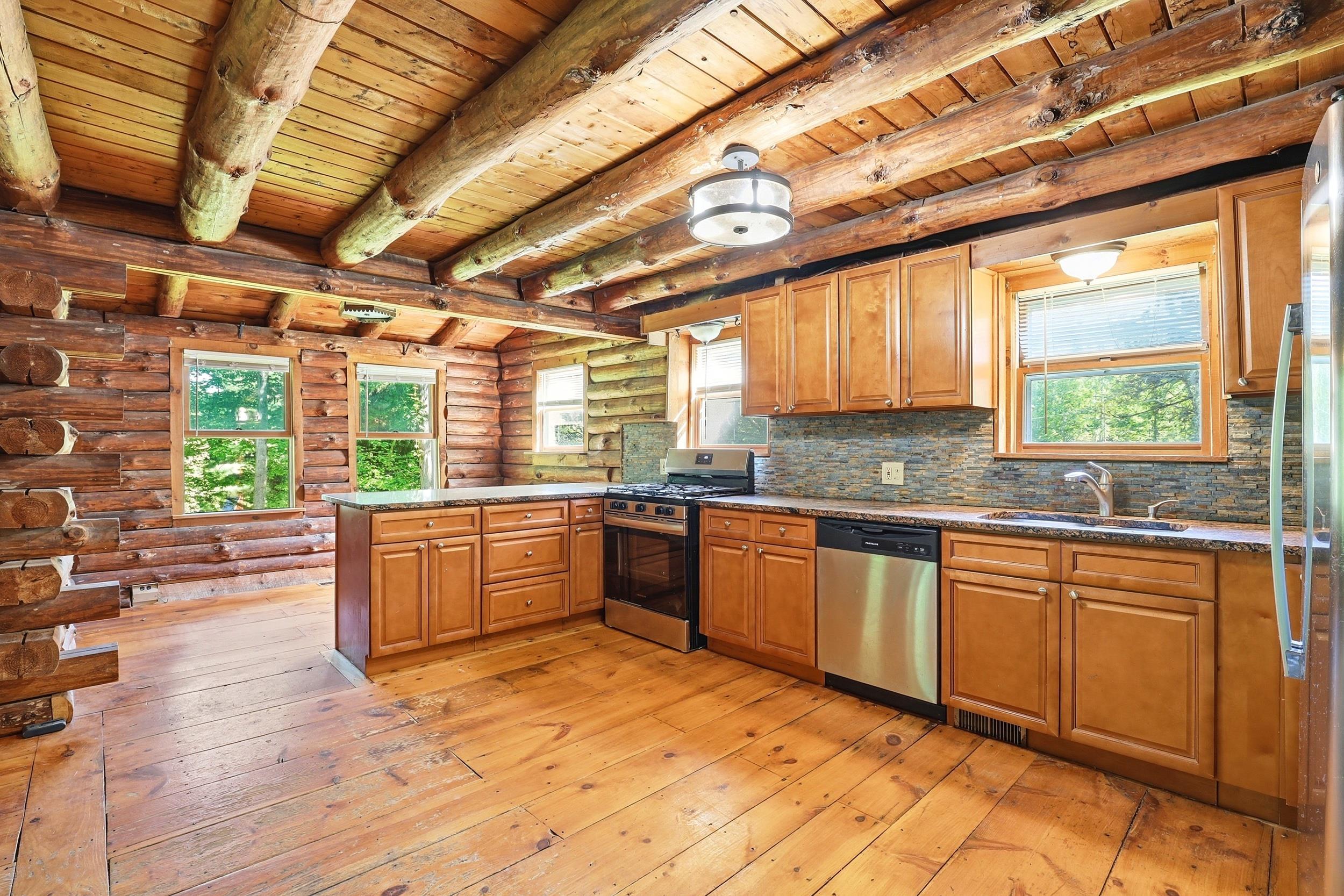 632 4th Range Road Pembroke, NH 03275 - Photo 7 of 26 Gallery Image 7