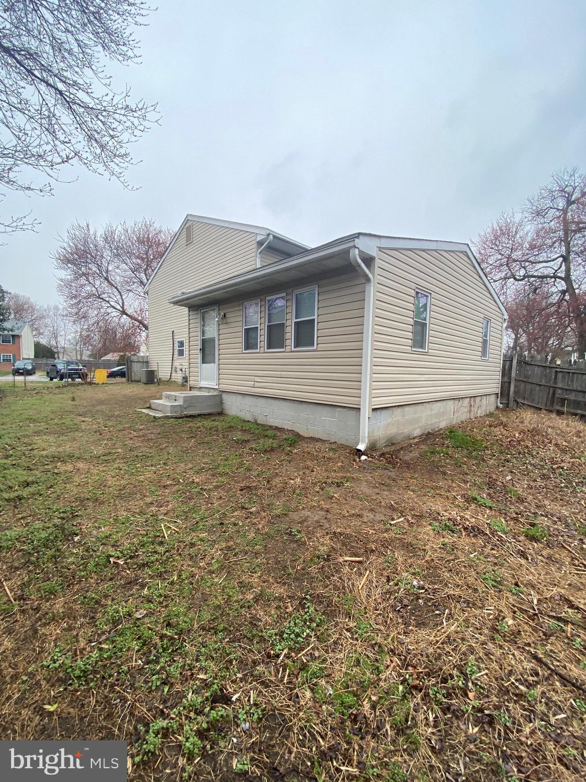 161 Dunlap Road Pasadena, MD 21122 - Photo 3 of 10 Gallery Image 3