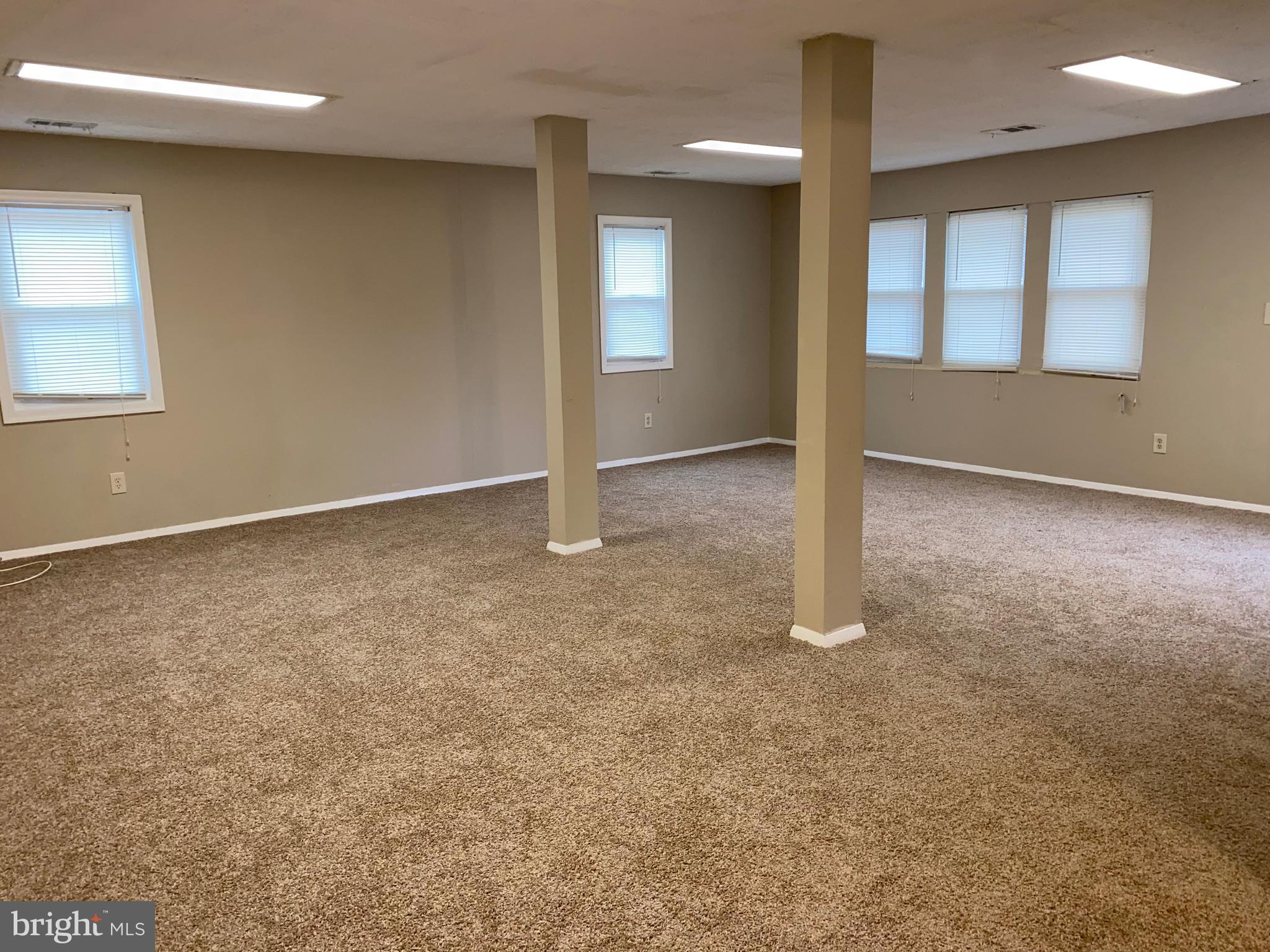 161 Dunlap Road Pasadena, MD 21122 - Photo 4 of 10 Gallery Image 4