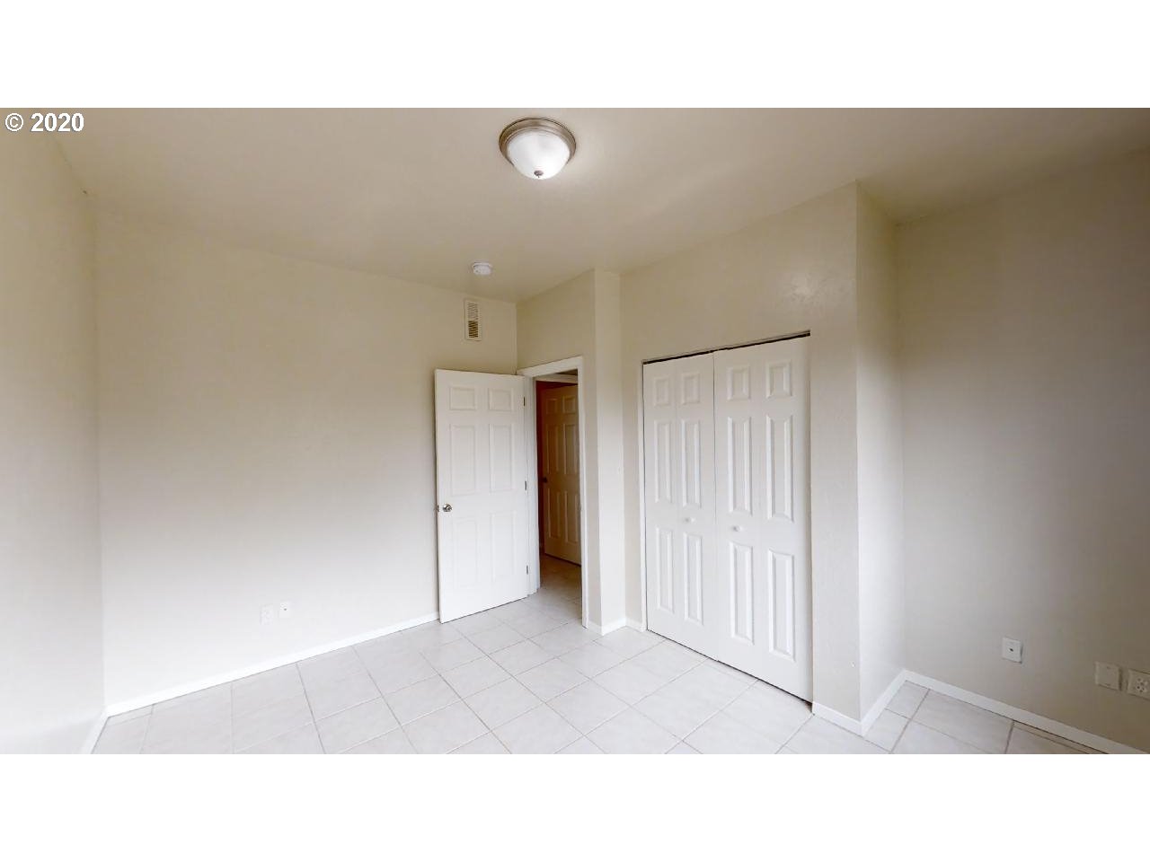 340 Kalapuya Way Cottage Grove, OR 97424 - Photo 16 of 20 a open hall with a outdoor space