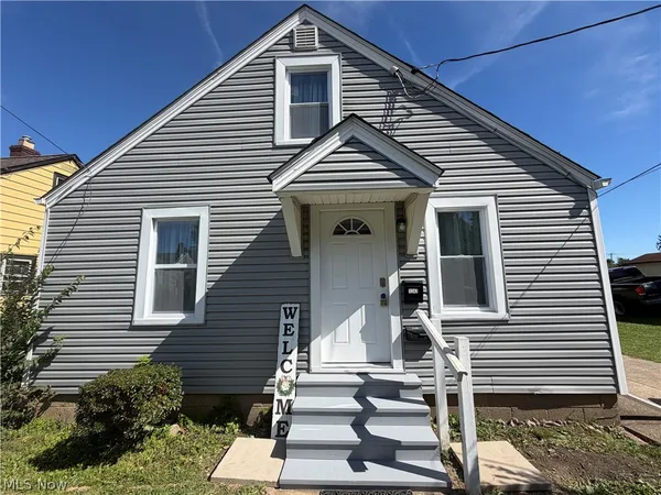 $179,000 | 1242 Dartmouth Avenue Southwest, Canton, OH 44710