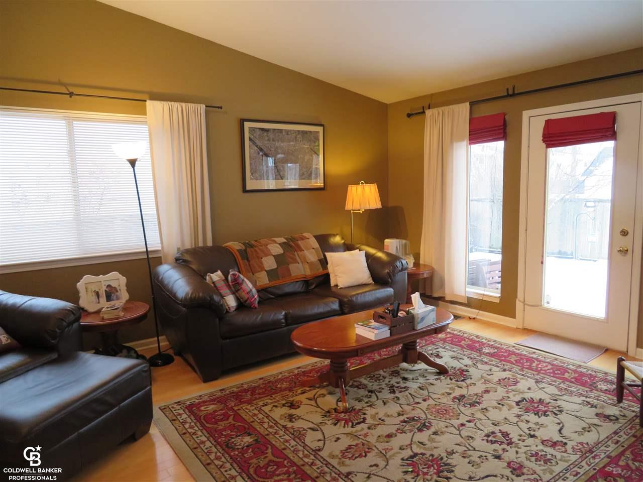 25795 South River Road Harrison Township, MI 48045 - Photo 3 of 15 31311579-2.JPG