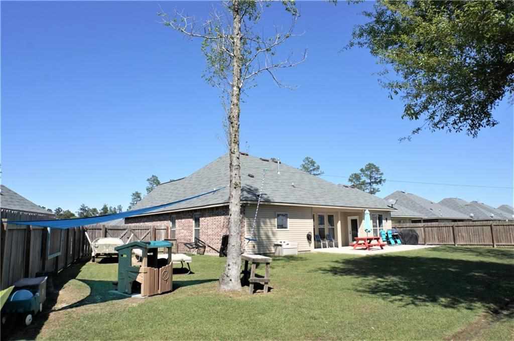 676 Fairfield Loop Slidell, LA 70458 - Photo 3 of 28 Gallery Image 3