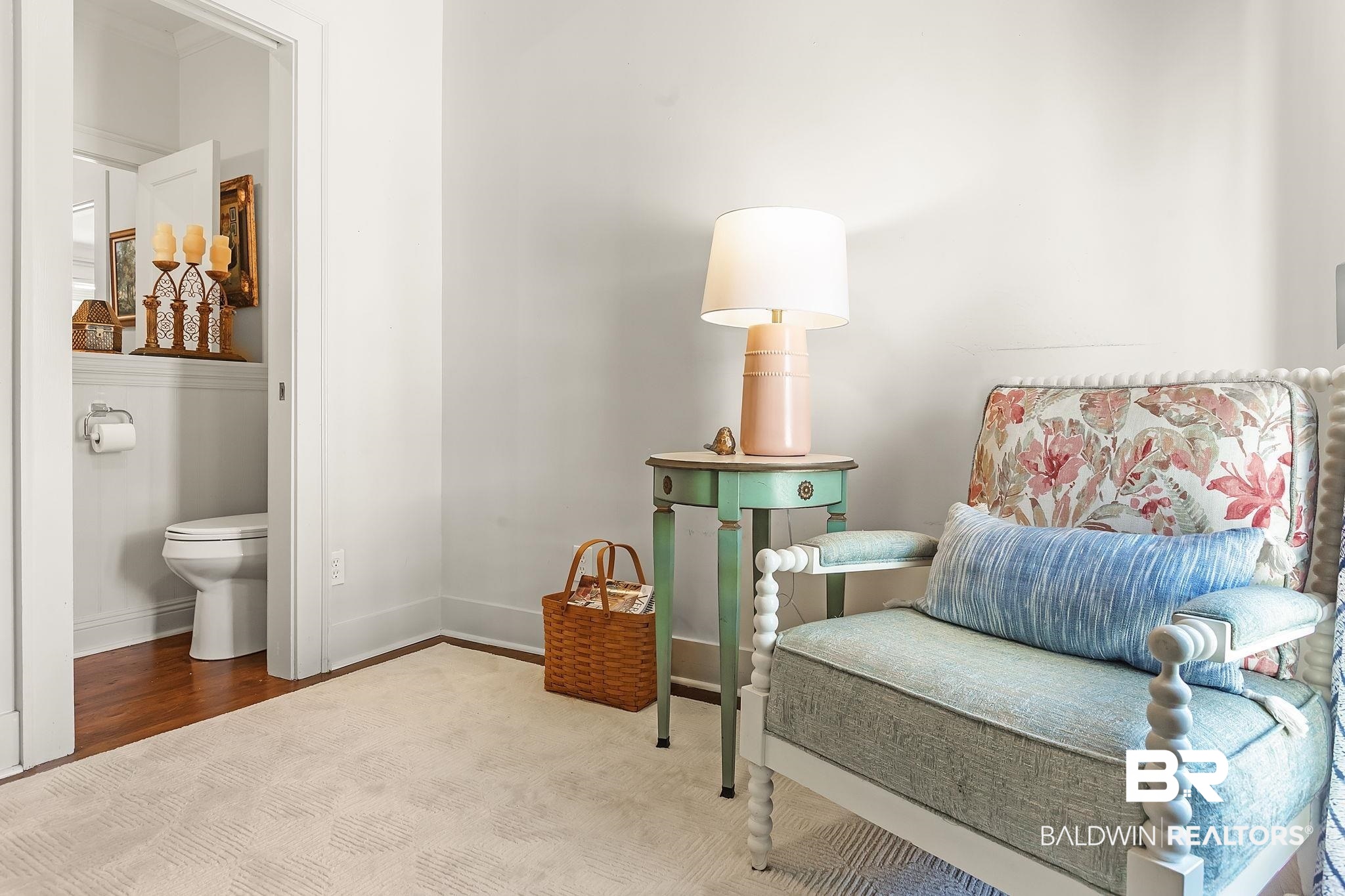 6434 County Road 95 Elberta, AL 36530 - Photo 17 of 99 Sitting room with wood finished floors and baseboards