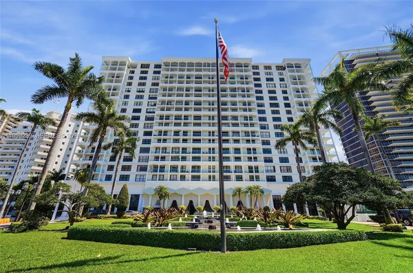 $7,800 | 9801 Collins Avenue, Unit 14D, Bal Harbour, FL 33154