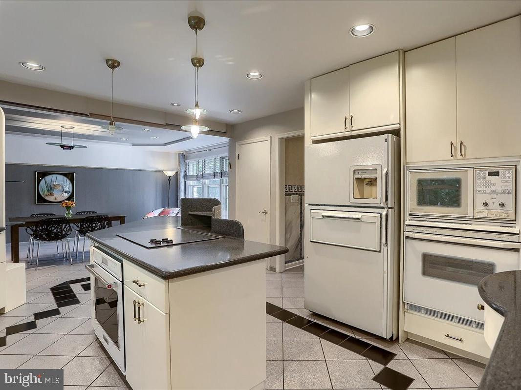 4470 Nantucket Road Harrisburg, PA 17112 - Photo 8 of 26 Kitchen