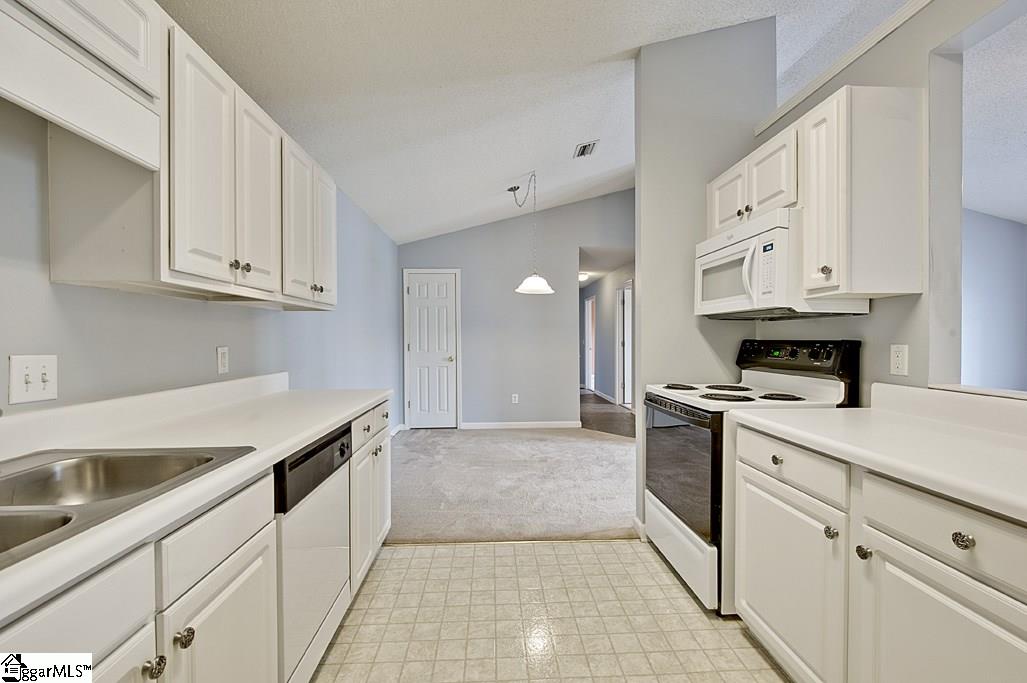 608 Pelham Square Way Greer, SC 29650 - Photo 12 of 20 Gallery Image 12