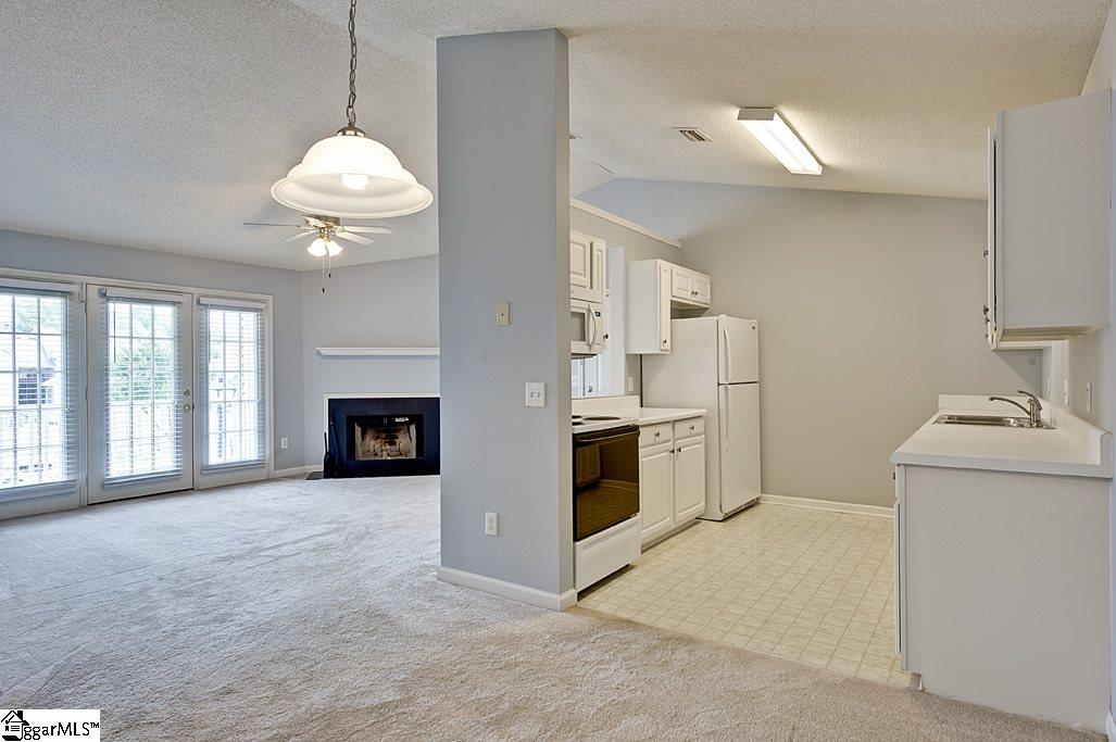 608 Pelham Square Way Greer, SC 29650 - Photo 10 of 20 Gallery Image 10