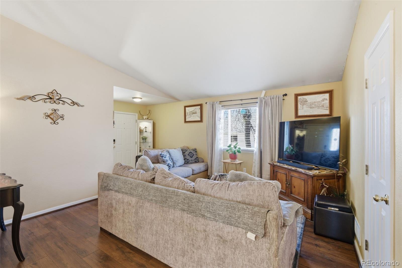 421 3rd Street Frederick, CO 80530 - Photo 4 of 22