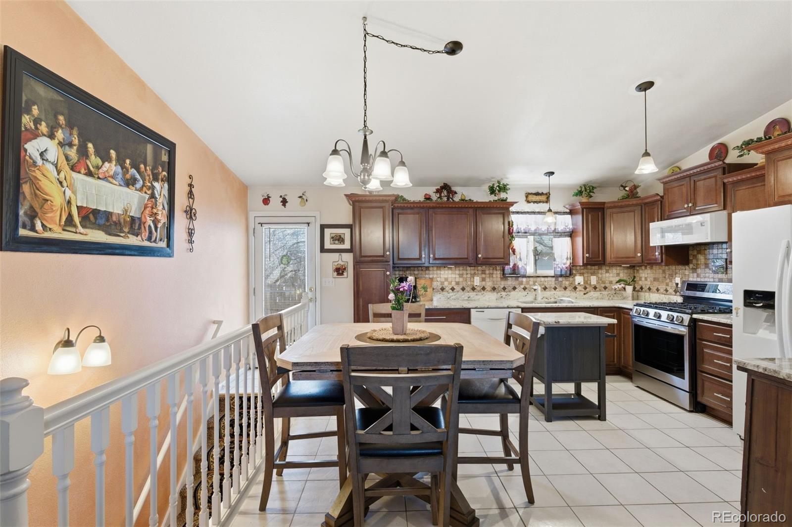 421 3rd Street Frederick, CO 80530 - Photo 5 of 22