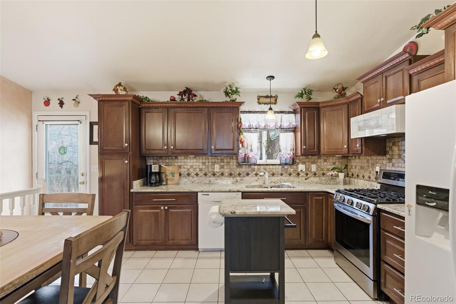 421 3rd Street Frederick, CO 80530 - Photo 7 of 22