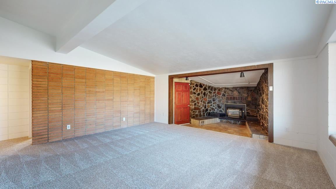 202703 East Bowles Road Kennewick, WA 99337 - Photo 4 of 35 Gallery Image 4