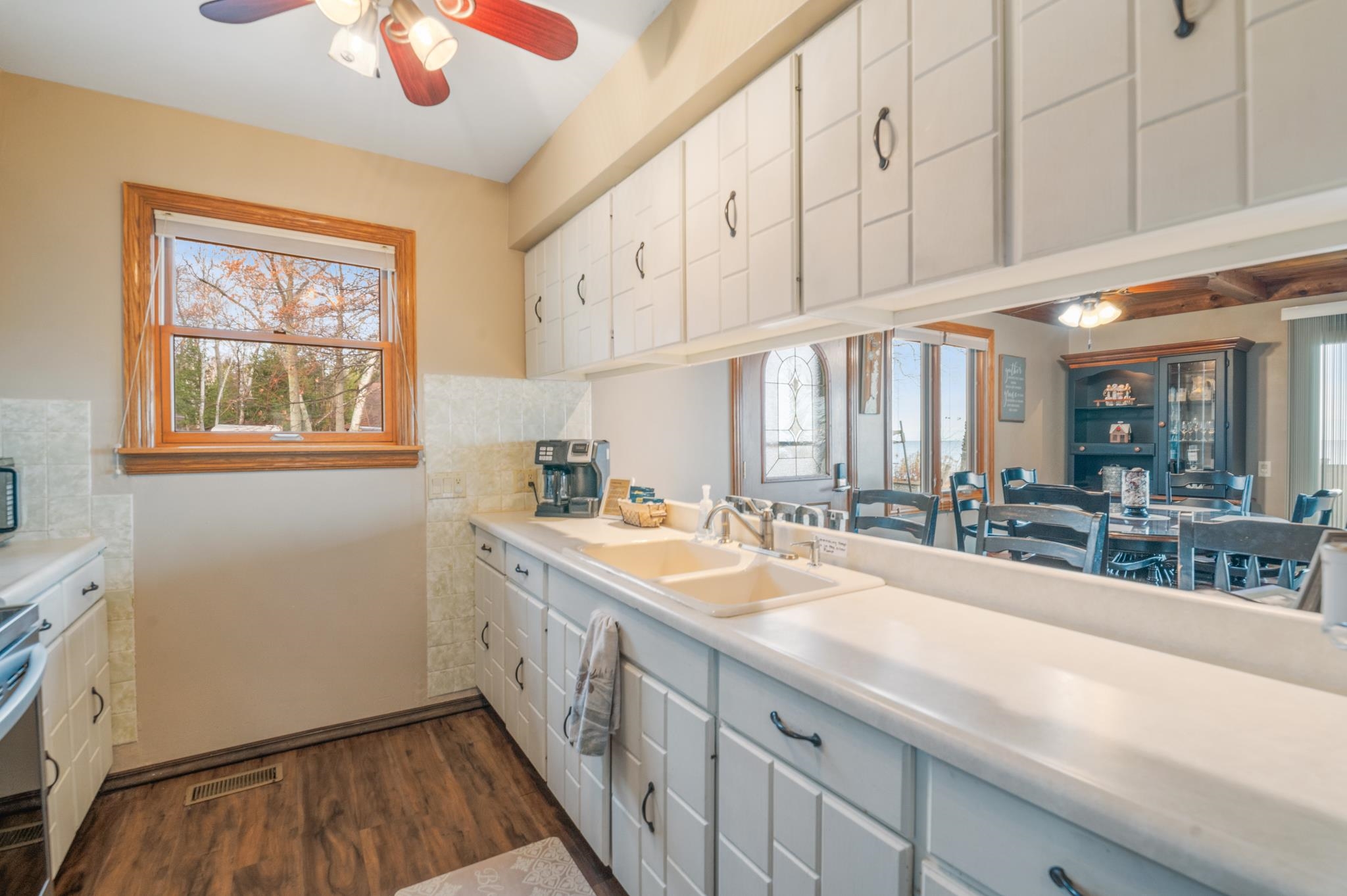 4126 Sand Bay Point Road Sturgeon Bay, WI 54235 - Photo 11 of 58