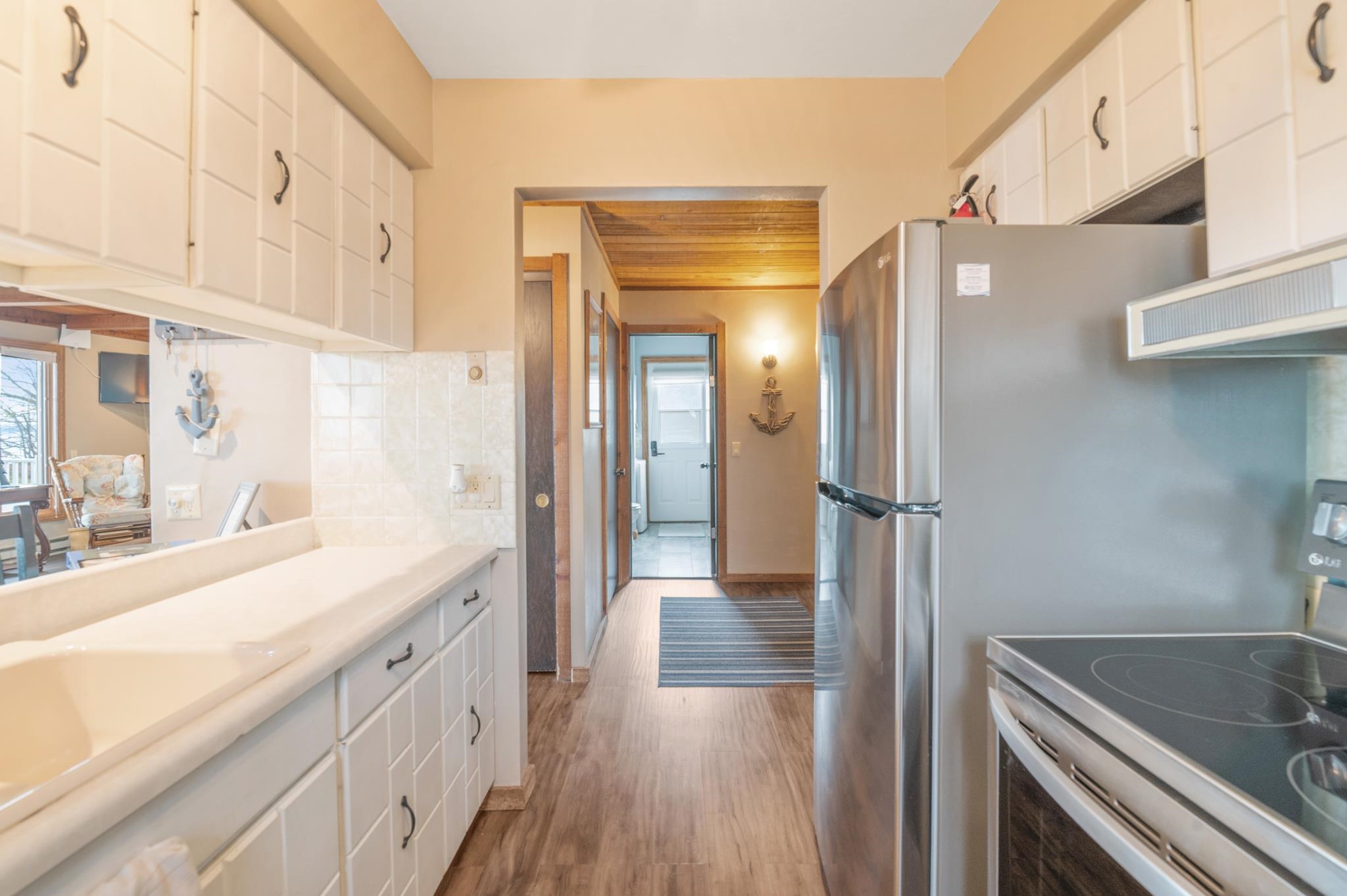 4126 Sand Bay Point Road Sturgeon Bay, WI 54235 - Photo 15 of 58