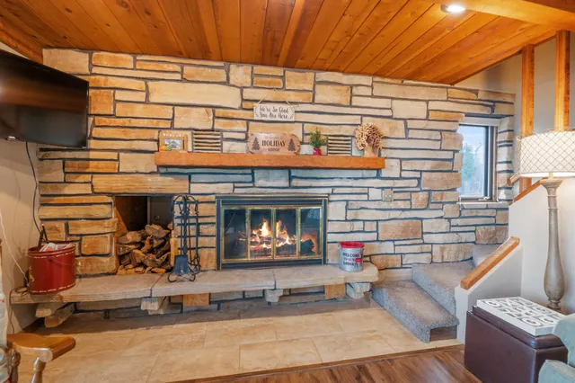 $895,000 | 4126 Sand Bay Point Road, Sturgeon Bay, WI 54235