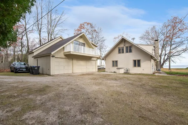 $895,000 | 4126 Sand Bay Point Road, Sturgeon Bay, WI 54235