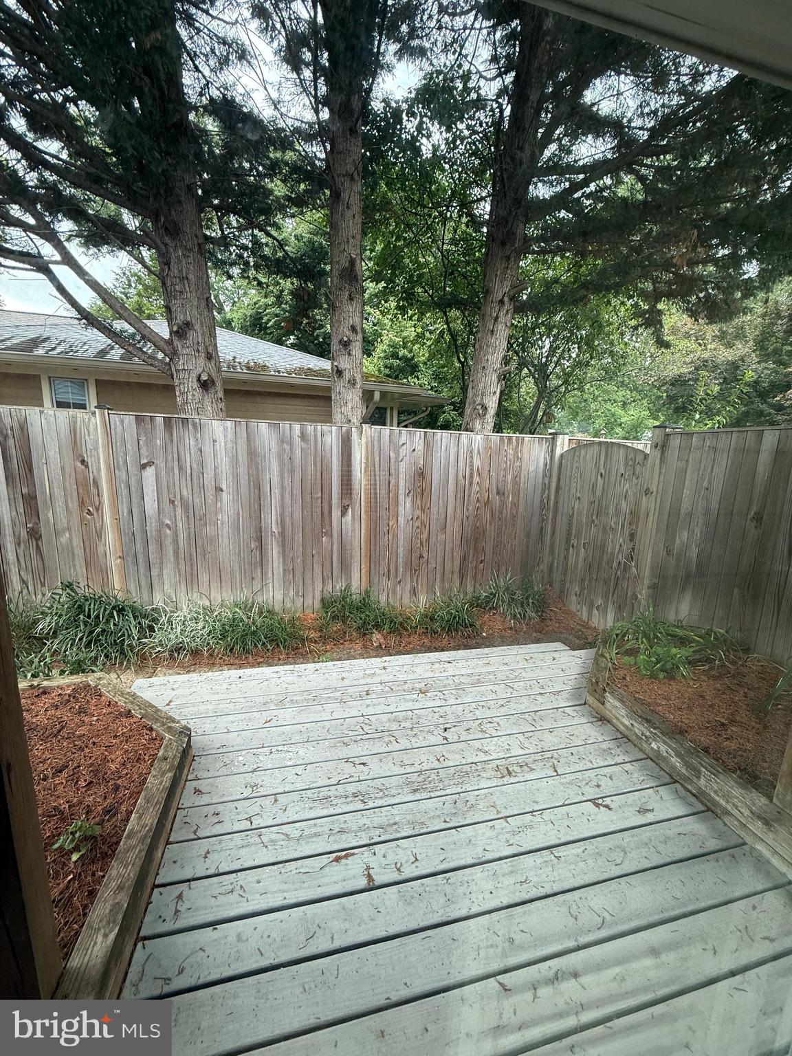 7915 Fairfax Road Alexandria, VA 22308 - Photo 16 of 21 Quiet Side Deck