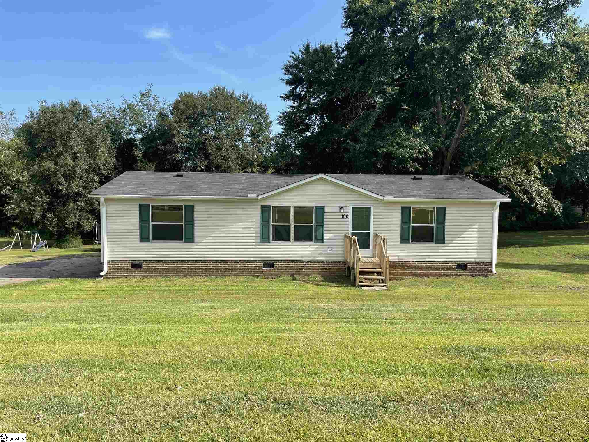 106 Crest Way Easley, SC 29640 - Photo 1 of 21
