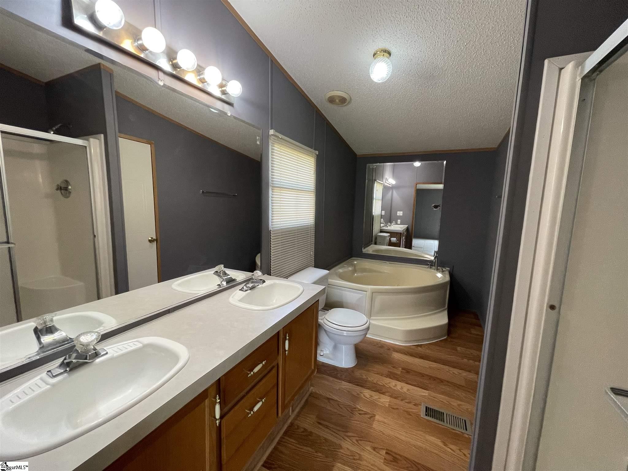106 Crest Way Easley, SC 29640 - Photo 15 of 21