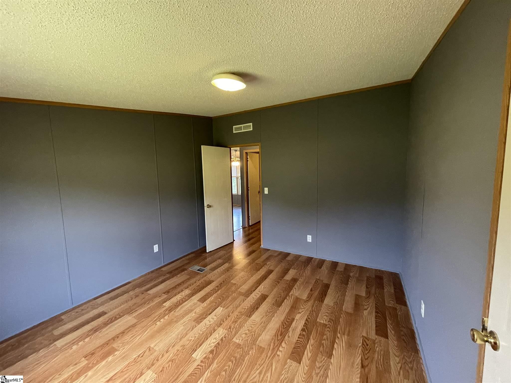 106 Crest Way Easley, SC 29640 - Photo 17 of 21