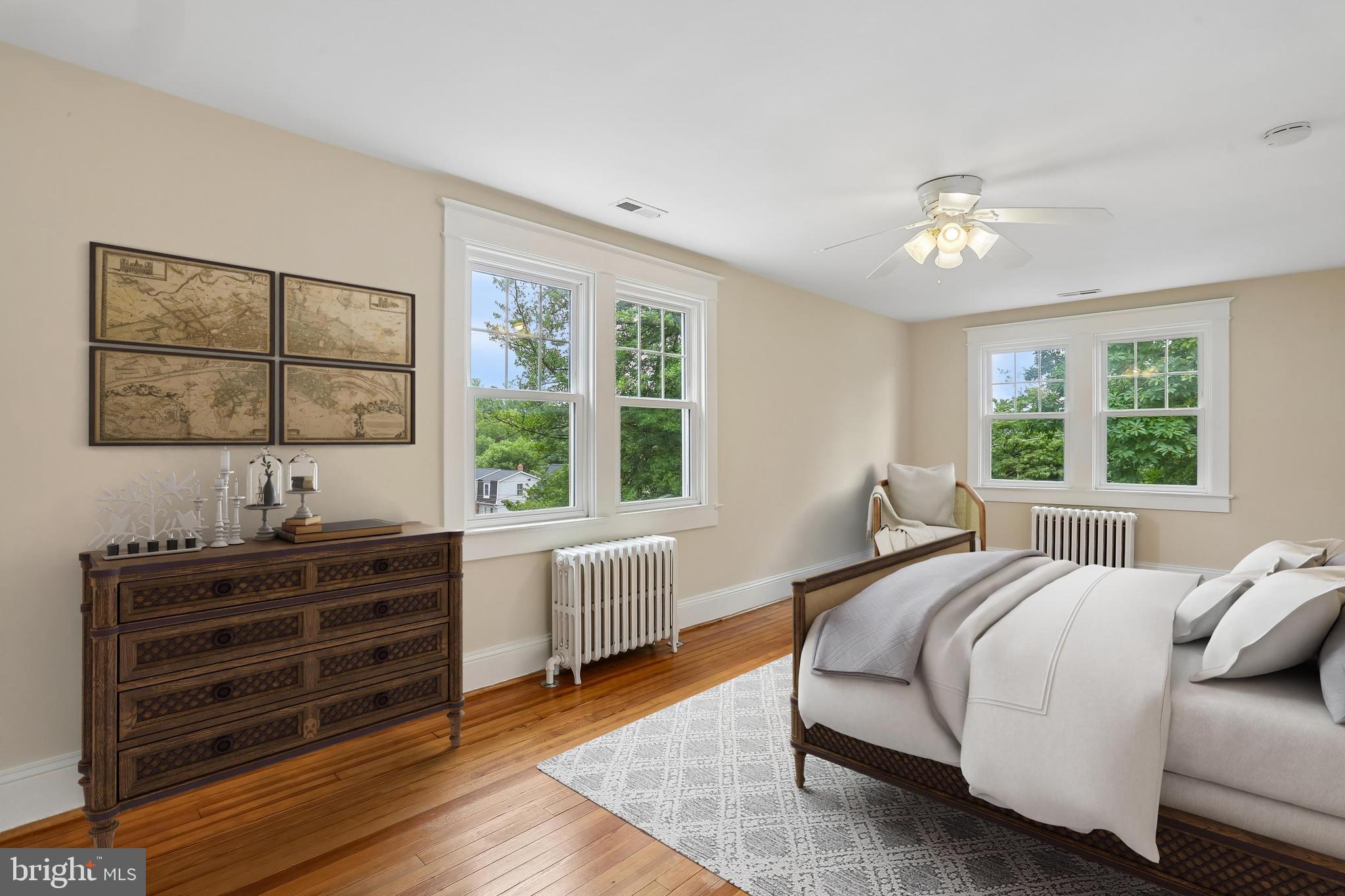 9501 Colesville Road Silver Spring, MD 20901 - Photo 51 of 78 Virtually staged bedroom