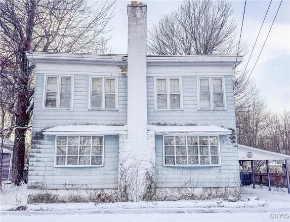 $185,000 | 171 South Market Street, Cape Vincent, NY 13618