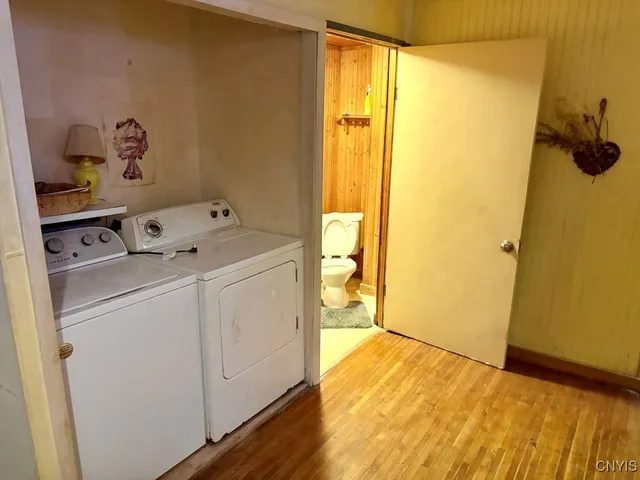 $200,000 | 171 South Market Street, Cape Vincent, NY 13618