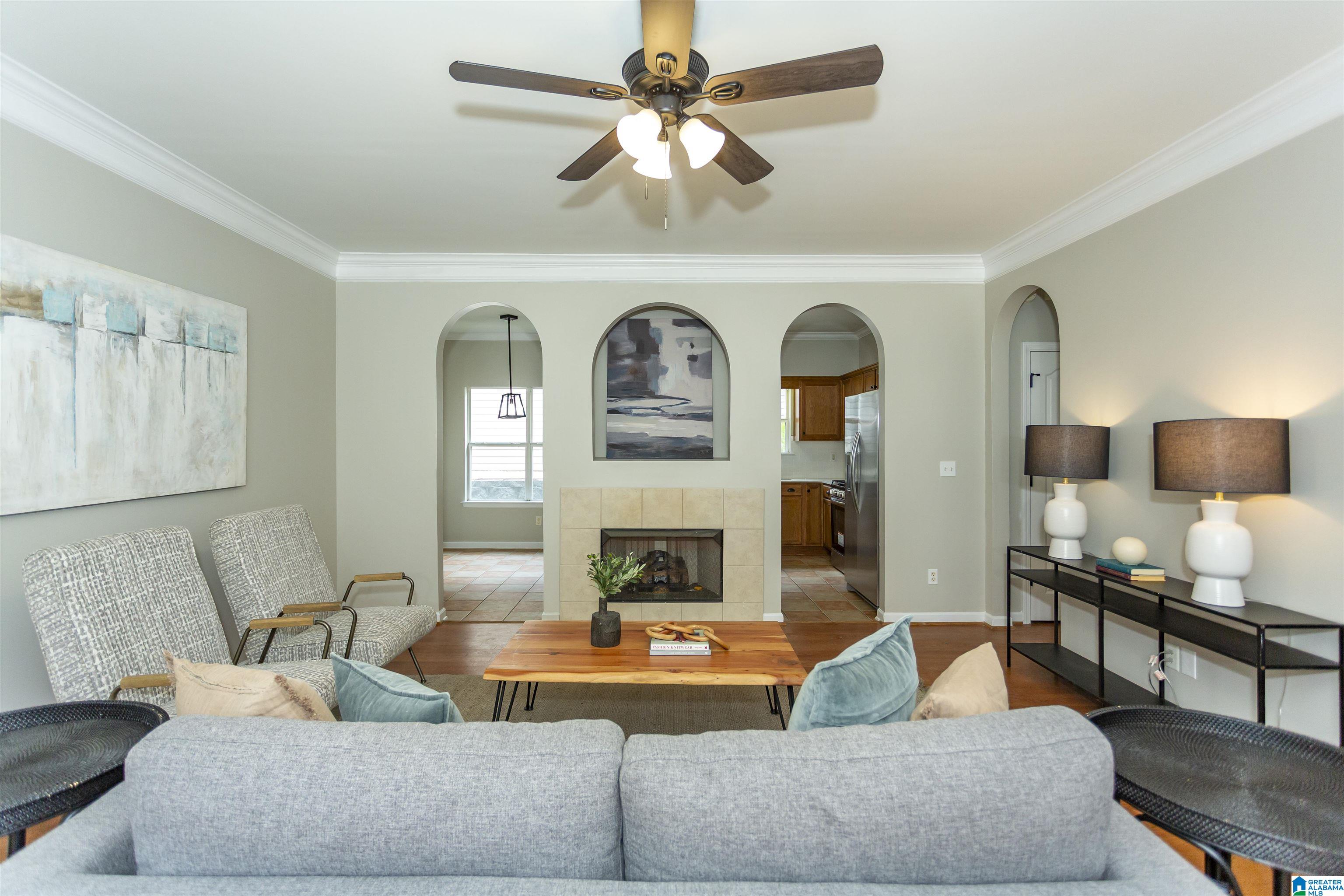 178 Highview Cove Pelham, AL 35124 - Photo 4 of 41