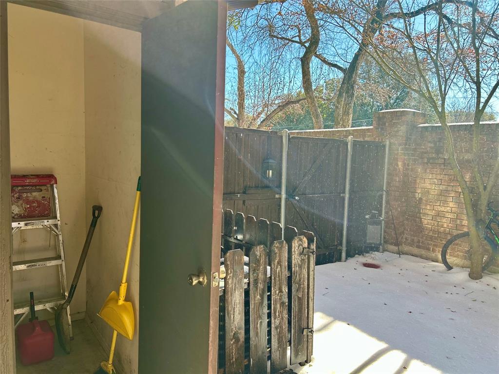 5859 Frankford Road, Unit 803 Dallas, TX 75252 - Photo 19 of 21 a bathroom with a shower
