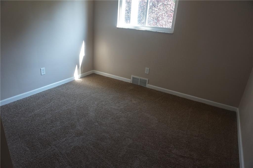 36 Highbury Road Cheswick, PA 15024 - Photo 7 of 13 Gallery Image 7