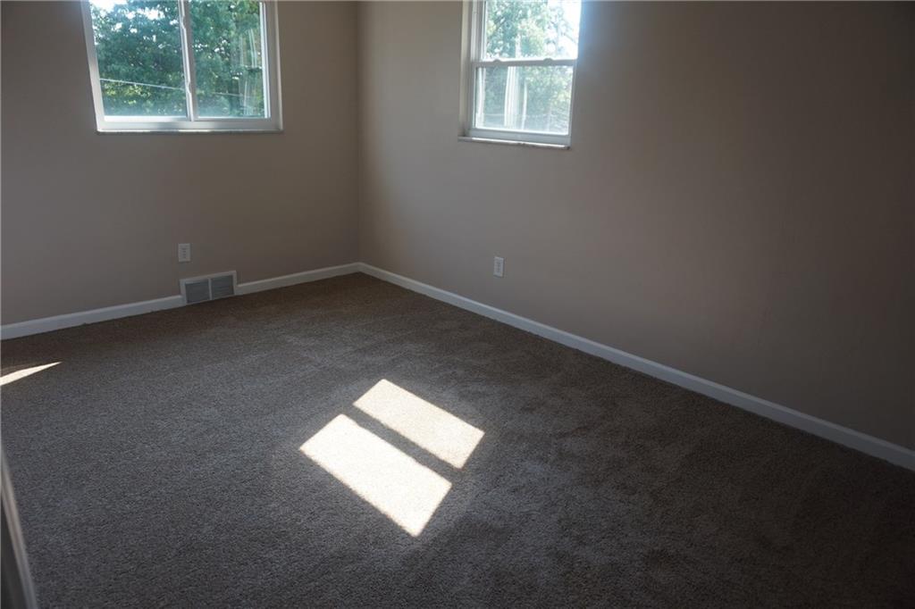 36 Highbury Road Cheswick, PA 15024 - Photo 8 of 13 Gallery Image 8
