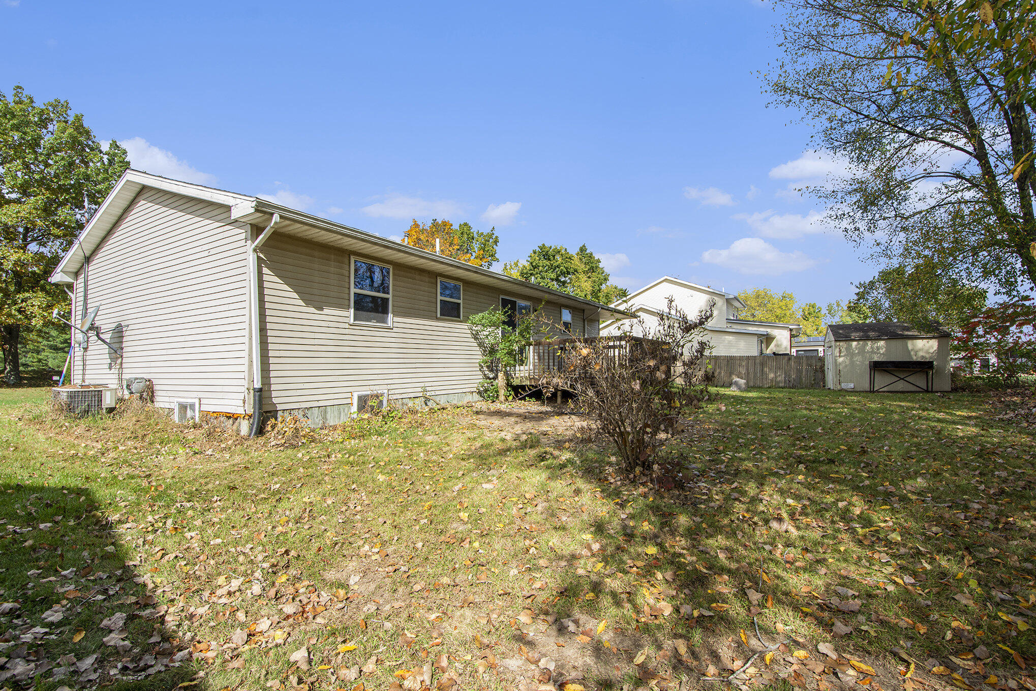 11681 North Meridian Road Pleasant Lake, MI 49272 - Photo 15 of 16 file_643