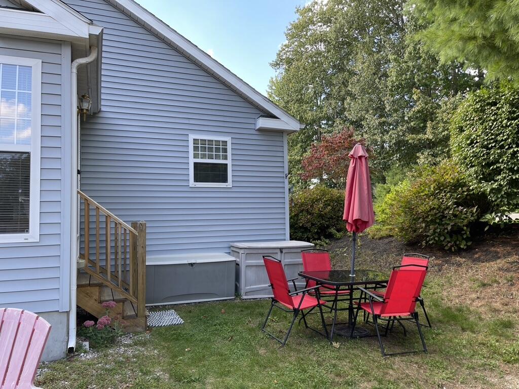 412 Post Road, Unit 279 Wells, ME 04090 - Photo 19 of 32 19 Side area