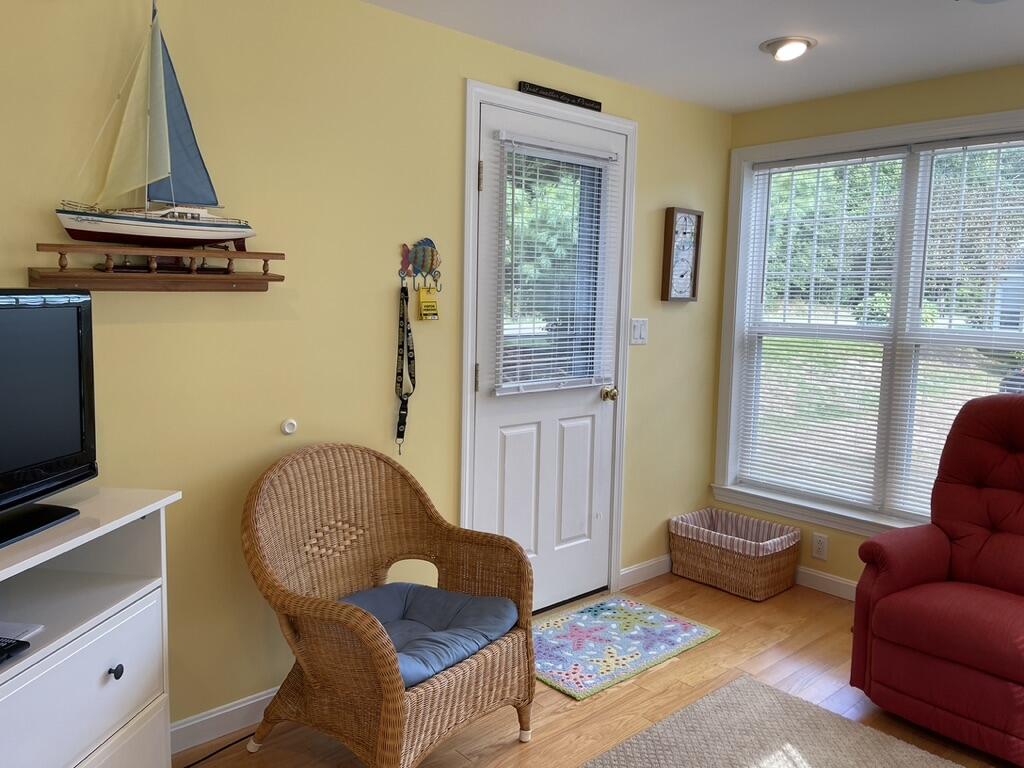 412 Post Road, Unit 279 Wells, ME 04090 - Photo 7 of 32 7. 3 Seasons room