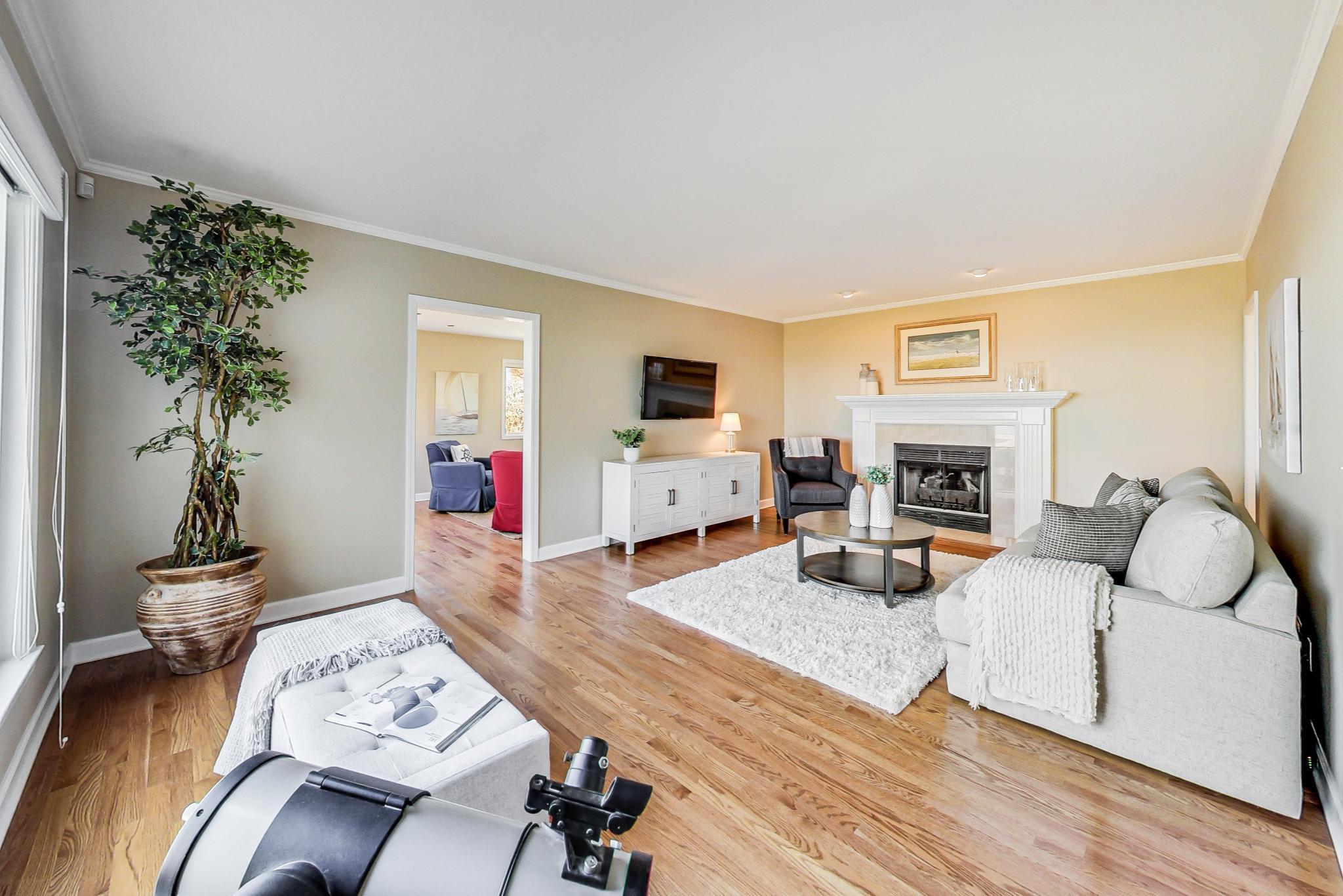 2401 Old Lakeshore Road St. Joseph, MI 49085 - Photo 5 of 63 mls_0033 (1)
