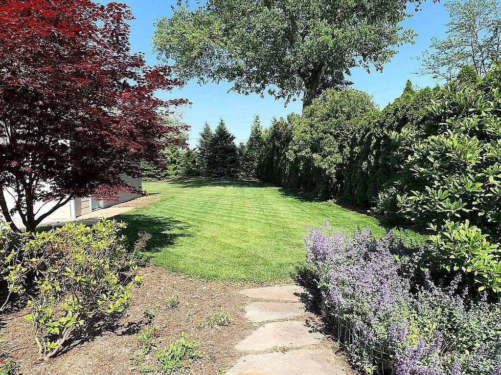 2401 Old Lakeshore Road St. Joseph, MI 49085 - Photo 55 of 63 240159