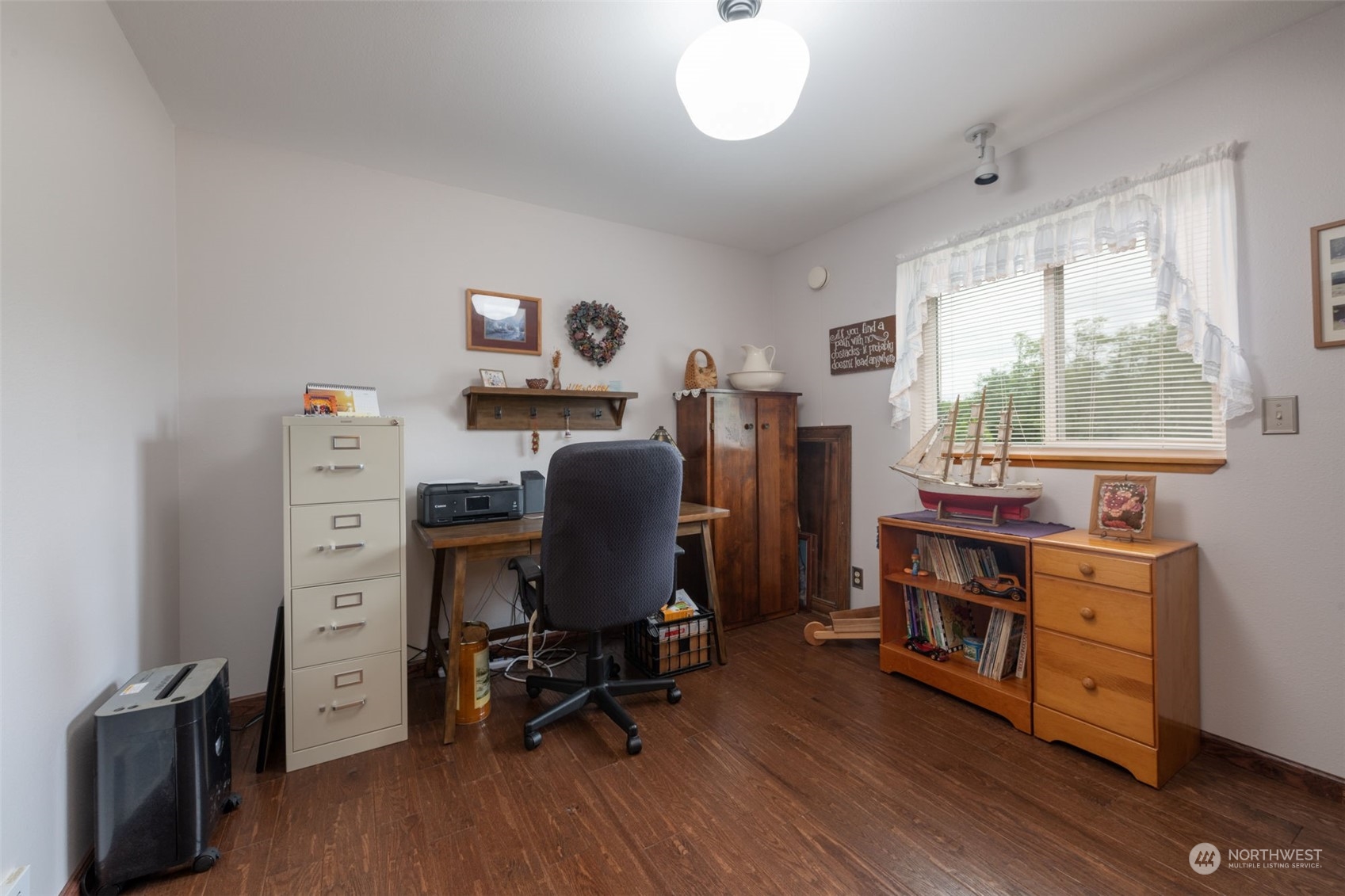 5 White Road Raymond, WA 98577 - Photo 23 of 24 Gallery Image 23
