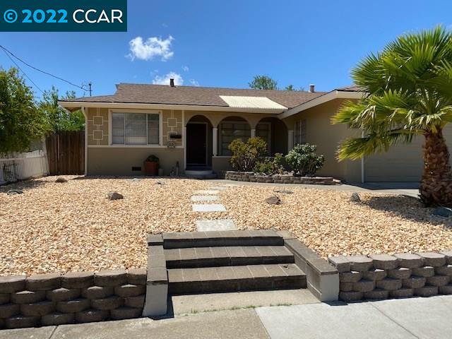 a view of house with outdoor space