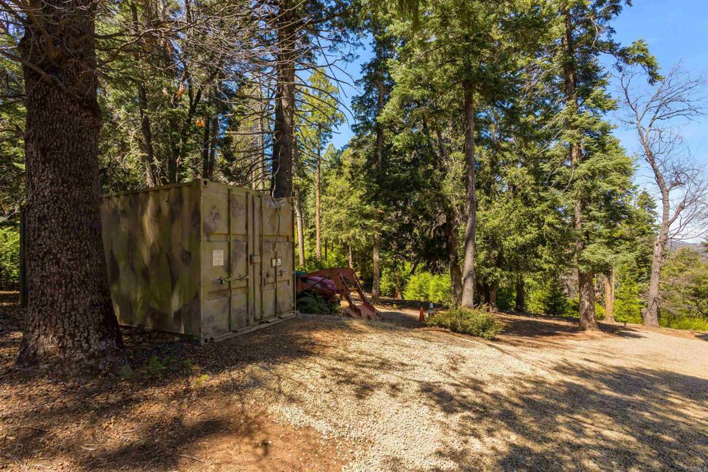 33480 Bailey Meadow Road Palomar Mountain, CA 92060 - Photo 43 of 51 a view of outdoor space with wooden fence