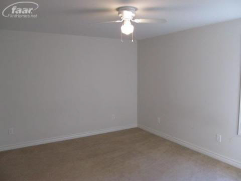 15208 South Duffield Road Byron, MI 48418 - Photo 15 of 17 20217171-14.JPG