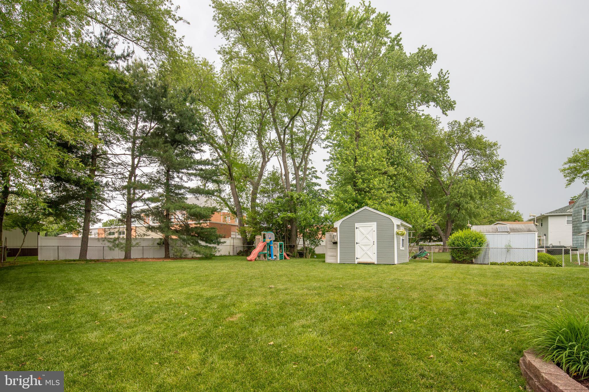106 North Valleybrook Road Cherry Hill, NJ 08034 - Photo 18 of 20 Gallery Image 18