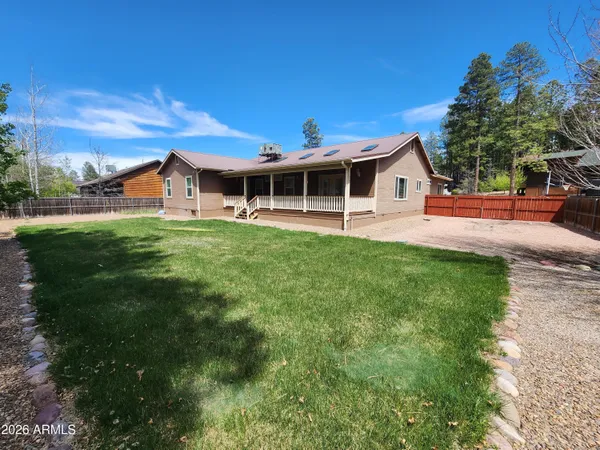 $749,999 | 2700 South Woodland Hills Lane, Pinetop, AZ 85935
