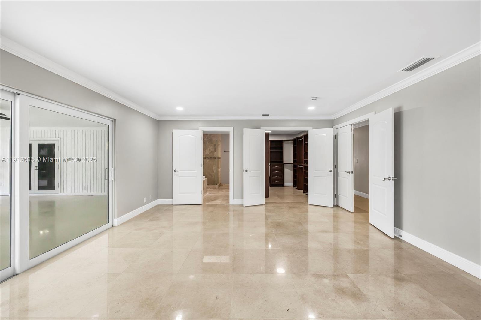 633 Solar Isle Drive Fort Lauderdale, FL 33301 - Photo 29 of 57 a view of an empty room with an entryway