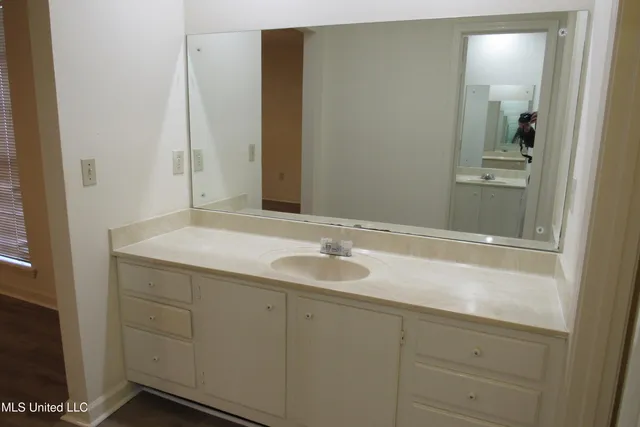 $1,095 | 914 Morningside Street, Unit A2, Jackson, MS 39202