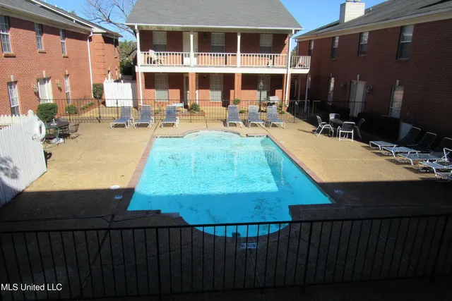 $1,095 | 914 Morningside Street, Unit A2, Jackson, MS 39202