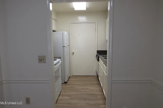 $1,095 | 914 Morningside Street, Unit A2, Jackson, MS 39202