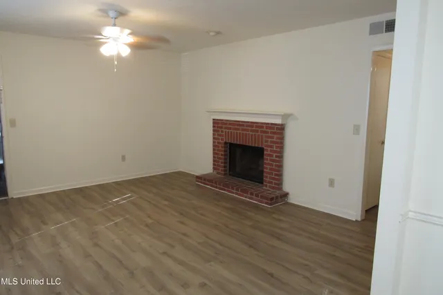 $1,095 | 914 Morningside Street, Unit A2, Jackson, MS 39202